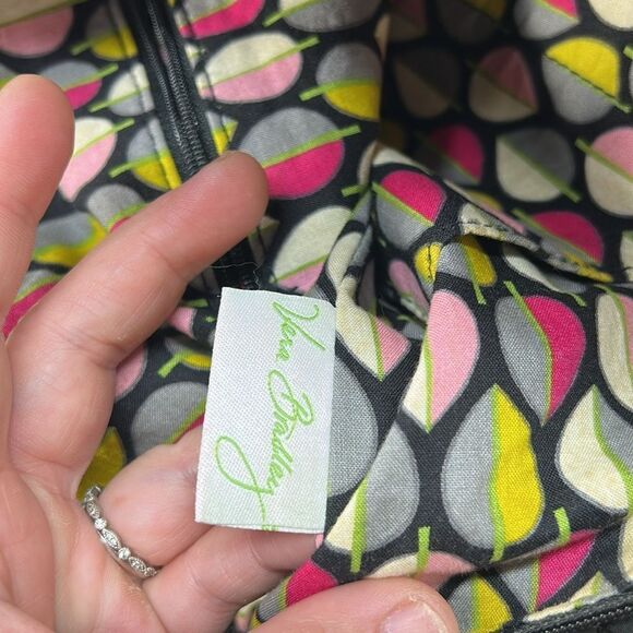 0327 Vera Bradley black bucket shoulder bag - Picture 5 of 12